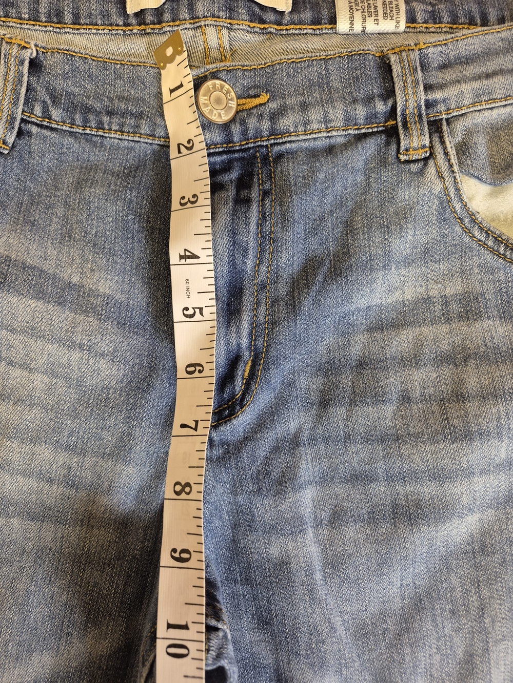 Upcycled Joe Fresh Women's Light Blue Floral Patch Slim Jeans - Picture 4 of 7